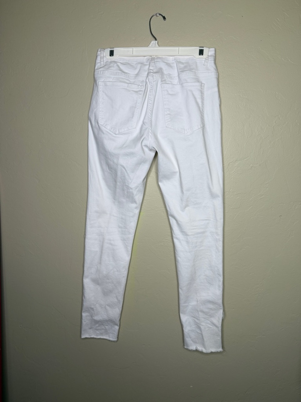 Boston Proper White Embroidered Floral Jeans with Blue Appliqué - Picture 6 of 8